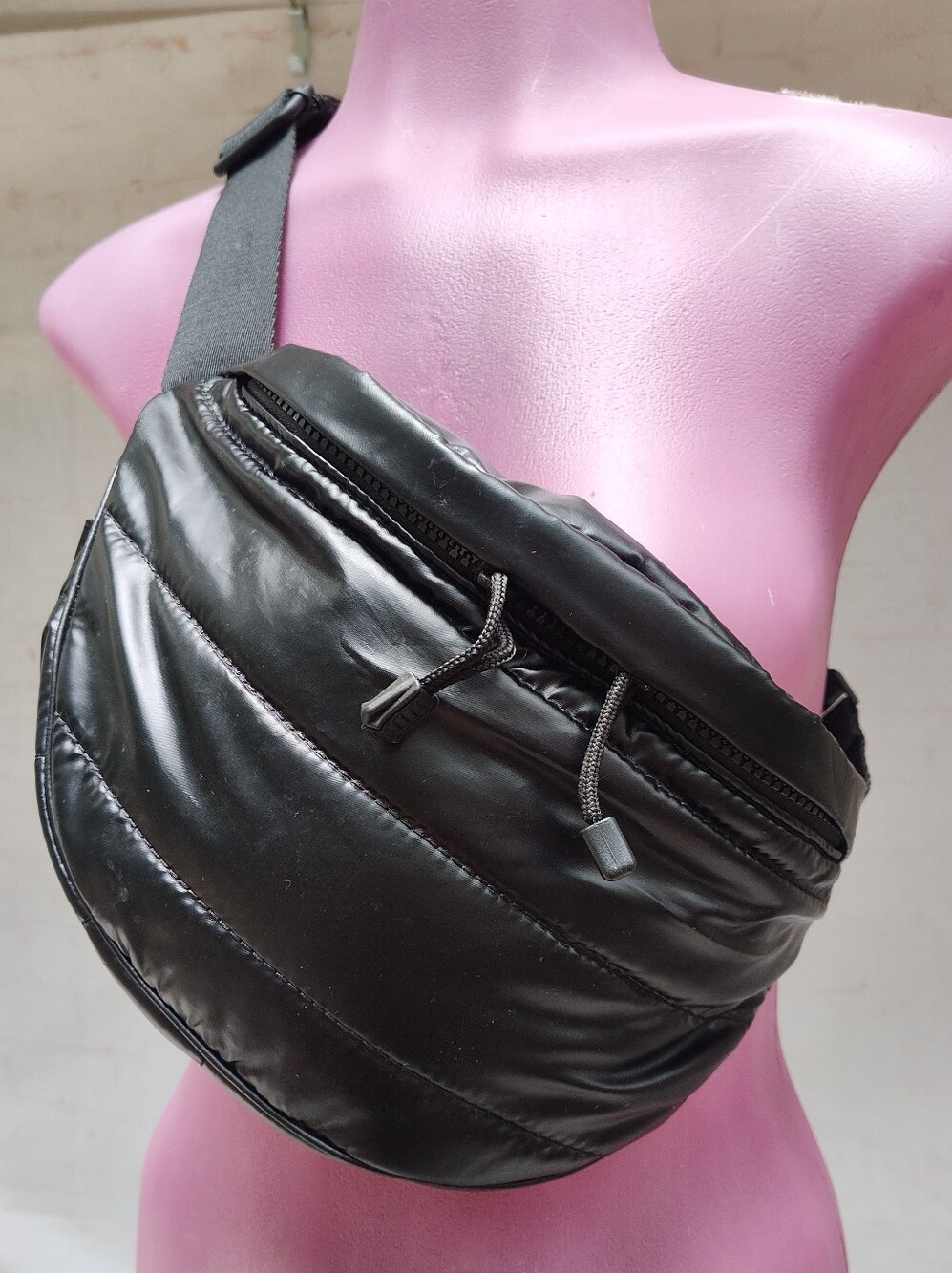 Miztique Black Puffer Style Waist Belt Bag Fanny Pack